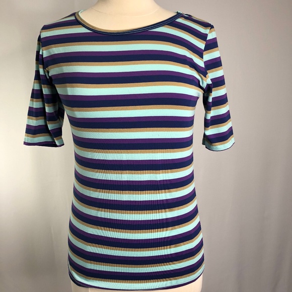 LuLaRoe Tops - LuLaRoe Womens Tee Size M
